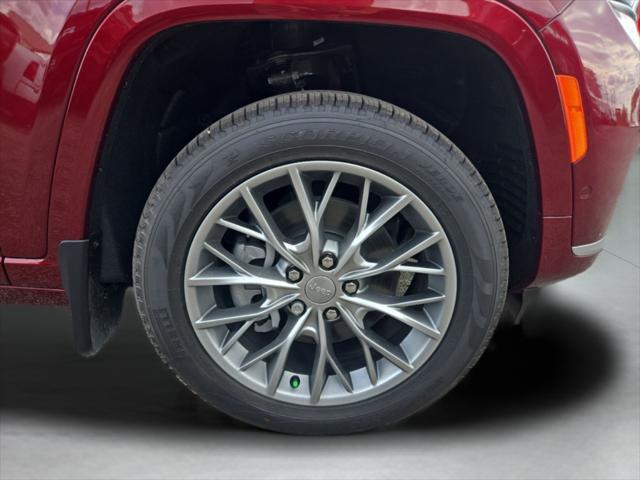 2025 Jeep Grand Cherokee L Summit 4x4