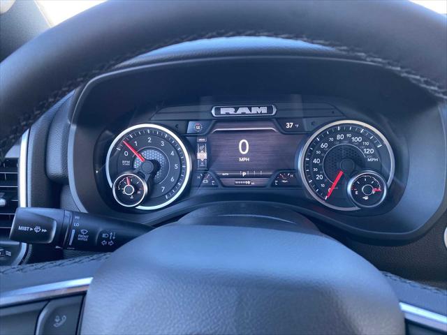 2026 Ram 1500 Big Horn Crew Cab 4x4 5'7" Box
