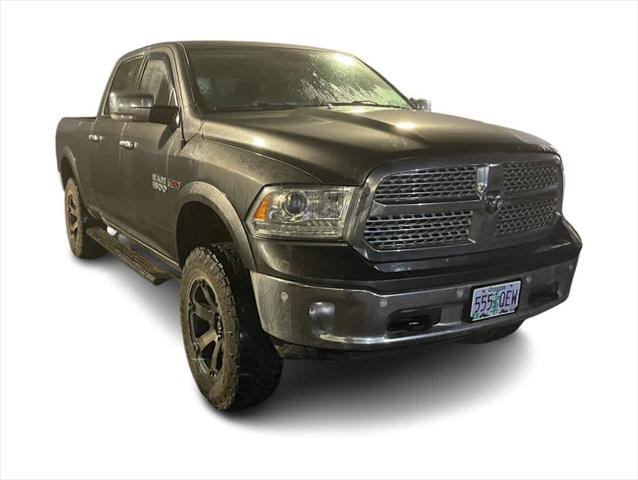 2017 Ram 1500 Laramie Crew Cab 4x4 6'4" Box