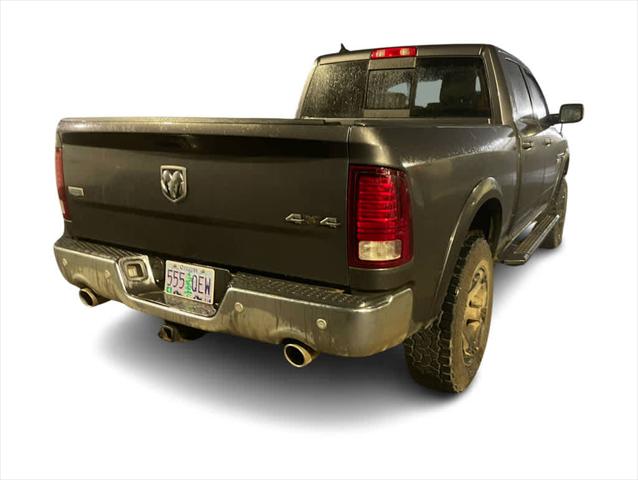 2017 Ram 1500 Laramie Crew Cab 4x4 6'4" Box