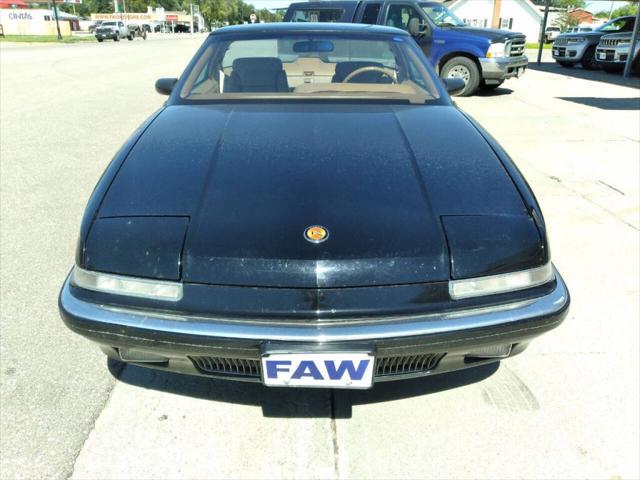 1991 Buick Reatta Base 2dr Coupe