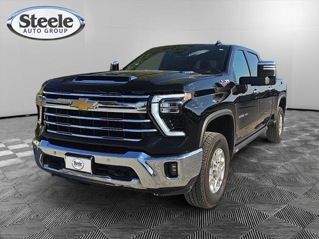 2025 Chevrolet Silverado 2500HD 4WD Crew Cab Standard Bed LTZ