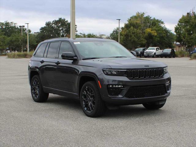 2025 Jeep Grand Cherokee GRAND CHEROKEE SUMMIT RESERVE 4X4