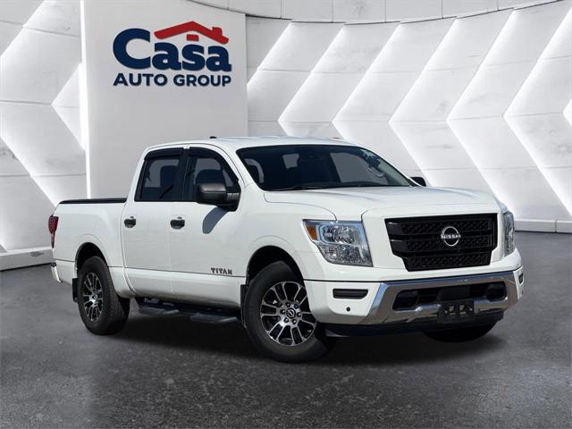 2023 Nissan TITAN Crew Cab SV 4x2