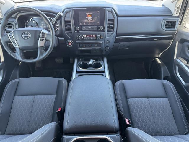 2023 Nissan TITAN Crew Cab SV 4x2