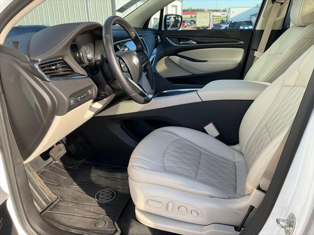 2022 Buick Enclave AWD Avenir