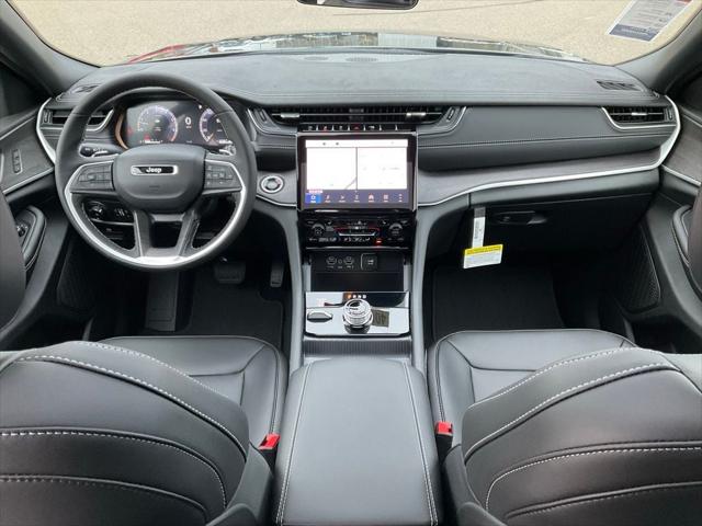 2025 Jeep Grand Cherokee GRAND CHEROKEE LIMITED 4X4 2025 Jeep Grand Cherokee GRAND CHEROKEE LIMITED 4X4