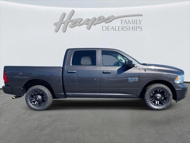 2021 RAM 1500 Classic Tradesman Crew Cab 4x2 57 Box 2021 RAM 1500 Classic Tradesman Crew Cab 4x2 57 Box
