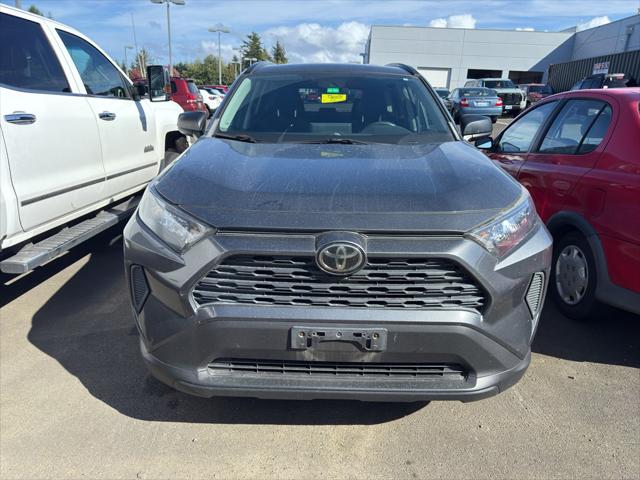 2020 Toyota RAV4 LE 2020 Toyota RAV4 LE