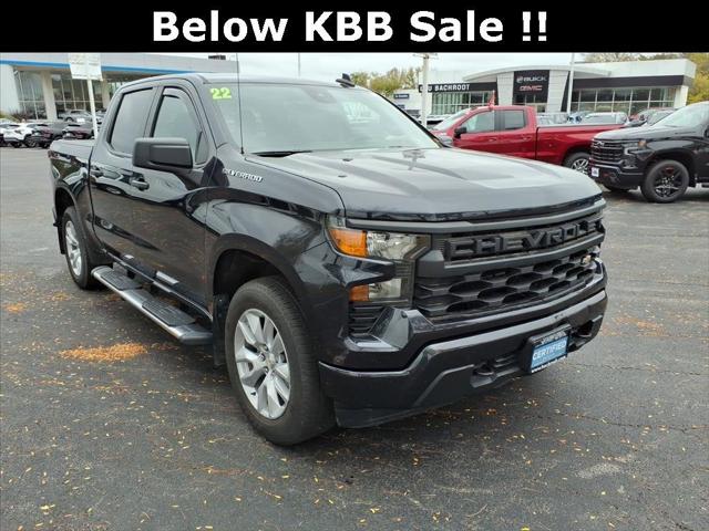 2022 Chevrolet Silverado 1500 4WD Crew Cab Short Bed Custom 2022 Chevrolet Silverado 1500 4WD Crew Cab Short Bed Custom