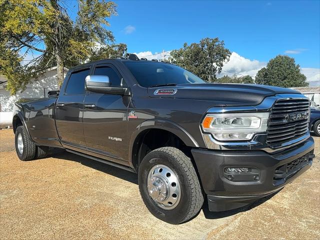 2022 RAM 3500 Laramie Crew Cab 4x4 8 Box 2022 RAM 3500 Laramie Crew Cab 4x4 8 Box