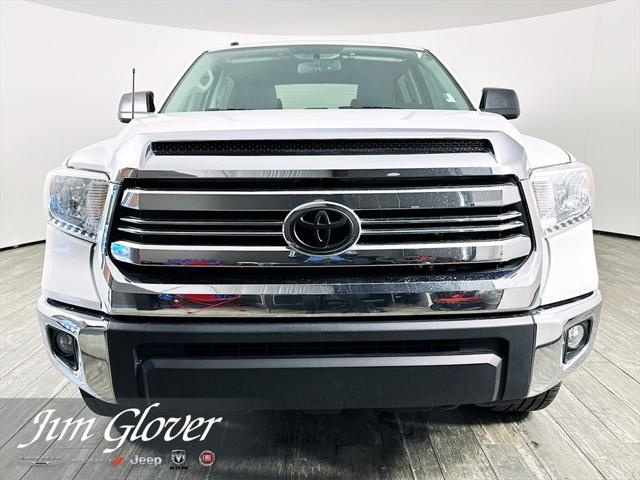 2017 Toyota Tundra SR5 5.7L V8