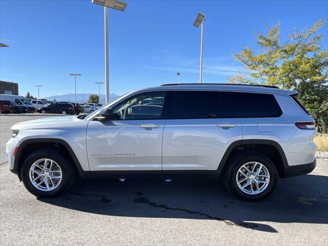 2023 Jeep Grand Cherokee L Laredo 4x4 2023 Jeep Grand Cherokee L Laredo 4x4