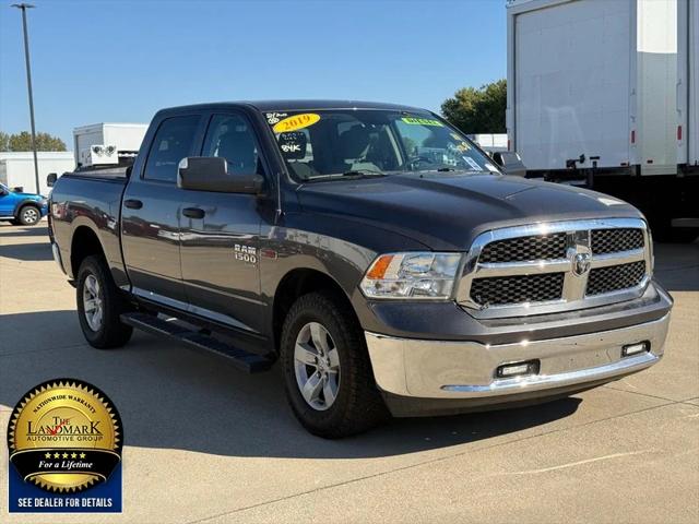 2019 RAM 1500 Classic Tradesman Crew Cab 4x4 57 Box 2019 RAM 1500 Classic Tradesman Crew Cab 4x4 57 Box