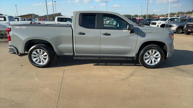 2025 Chevrolet Silverado 1500 4WD Double Cab Standard Bed Custom