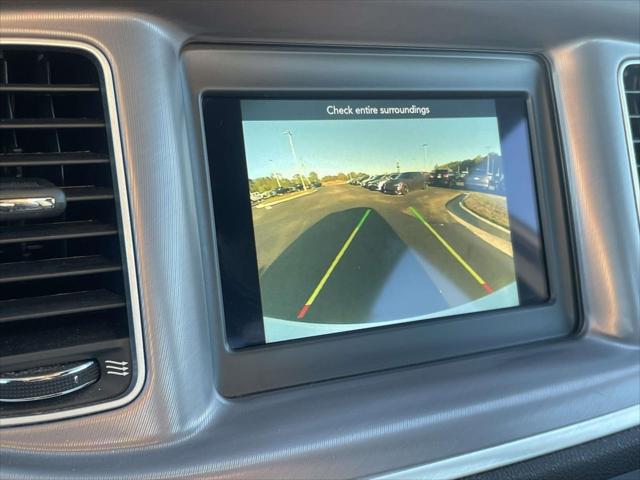 2022 Dodge Charger SXT RWD