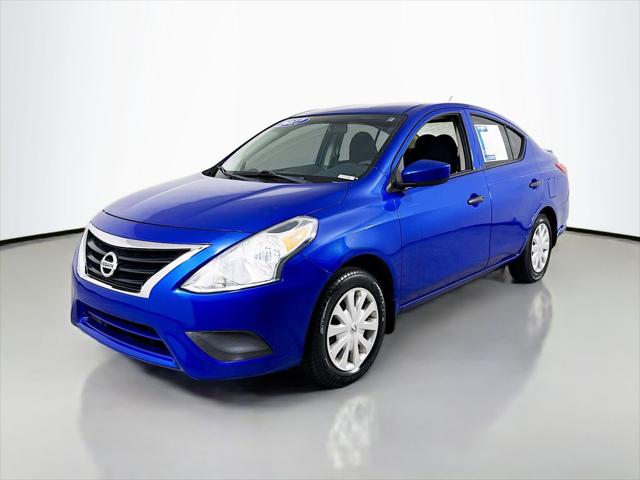 2017 Nissan Versa 1.6 S+ 2017 Nissan Versa 1.6 S+
