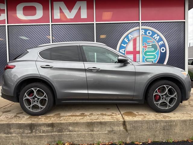 2018 Alfa Romeo Stelvio Ti AWD 2018 Alfa Romeo Stelvio Ti AWD