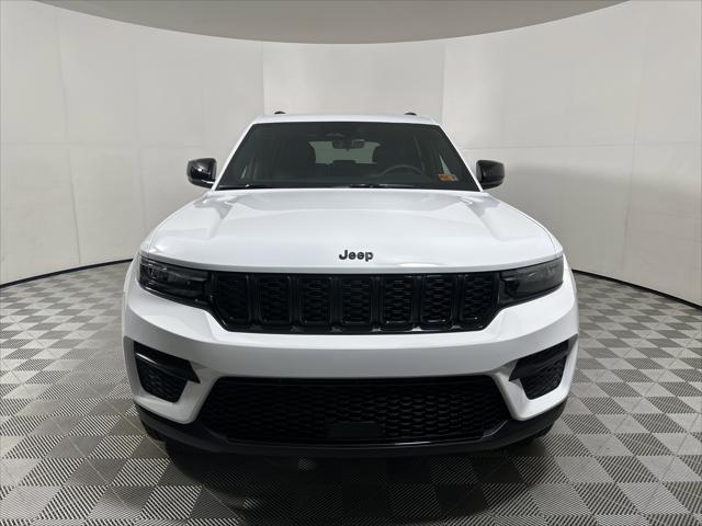 2025 Jeep Grand Cherokee GRAND CHEROKEE ALTITUDE X 4X4 2025 Jeep Grand Cherokee GRAND CHEROKEE ALTITUDE X 4X4