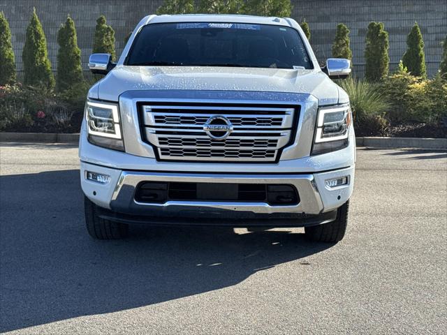 2021 Nissan TITAN Crew Cab Platinum Reserve 4x4 2021 Nissan TITAN Crew Cab Platinum Reserve 4x4