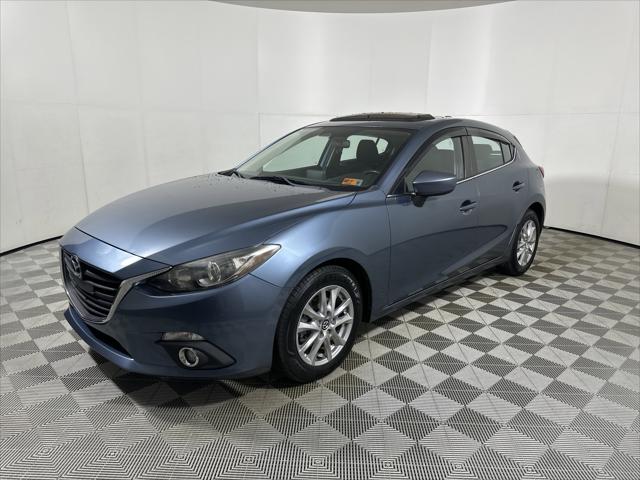 2014 Mazda Mazda3 Hatchback i Touring 2014 Mazda Mazda3 Hatchback i Touring