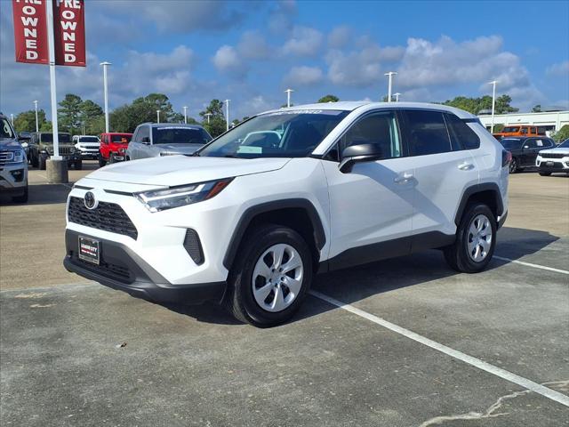 2024 Toyota RAV4 LE 2024 Toyota RAV4 LE