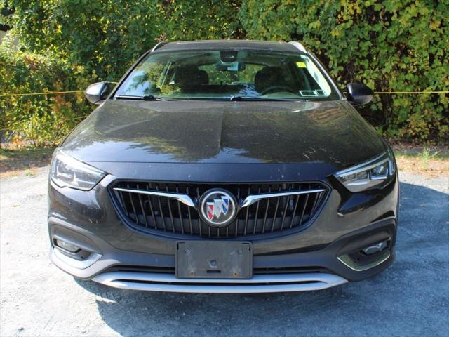 2018 Buick Regal TourX Essence