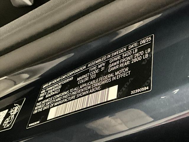 2026 Volvo XC60 B5 Plus