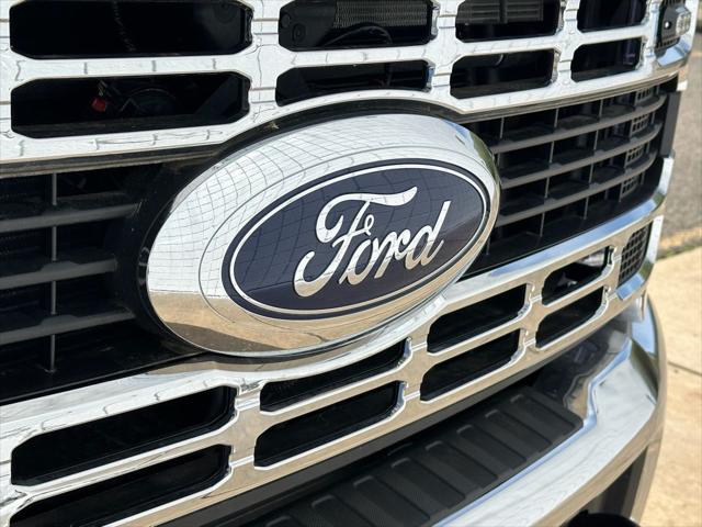 2025 Ford F-550 XL