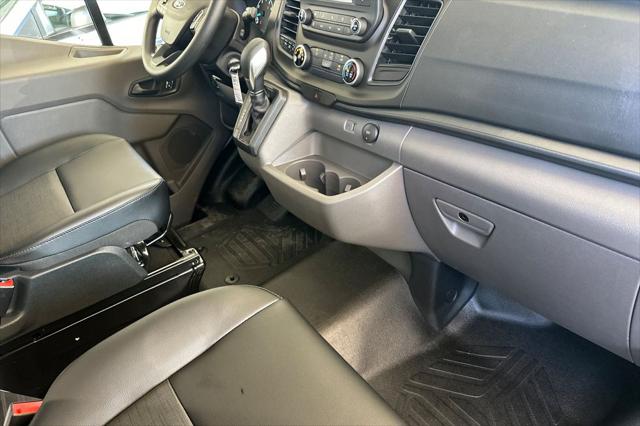 2025 Ford Transit Cargo Van Base