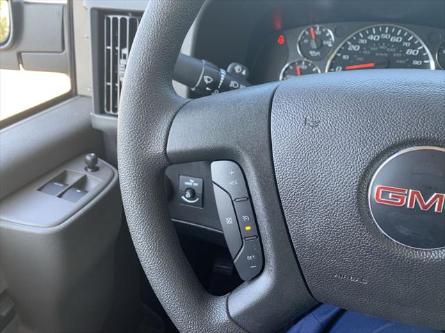 2025 GMC Savana Cutaway Work Van