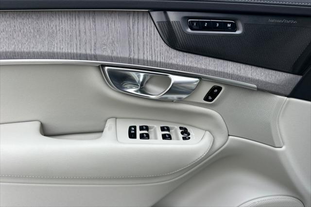 2026 Volvo XC90 Plug-In Hybrid T8 Ultra 7-Seater