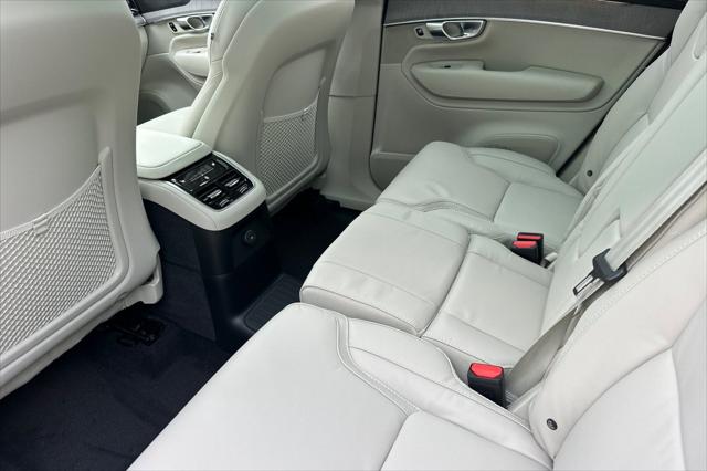 2026 Volvo XC90 Plug-In Hybrid T8 Ultra 7-Seater