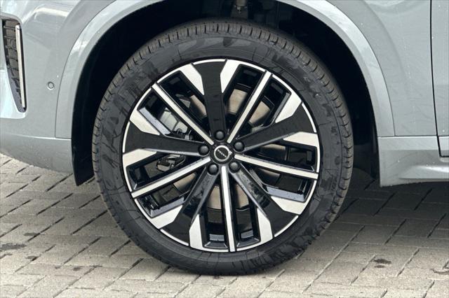2026 Volvo XC90 Plug-In Hybrid T8 Ultra 7-Seater