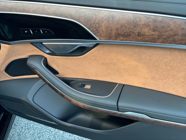 2025 Audi A8 L 55 TFSI quattro Tiptronic
