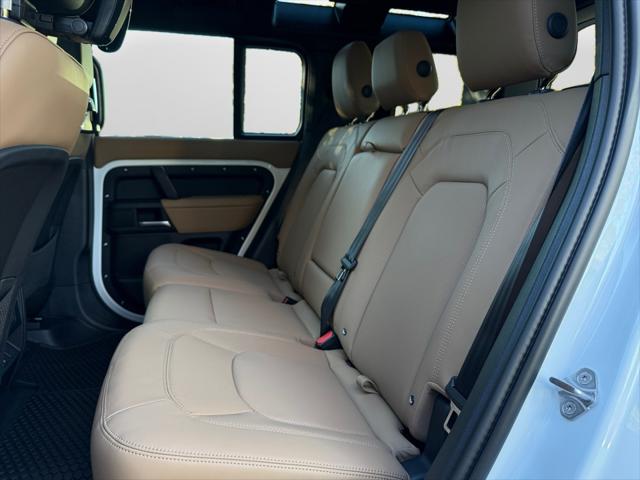 2026 Land Rover Defender Unknown