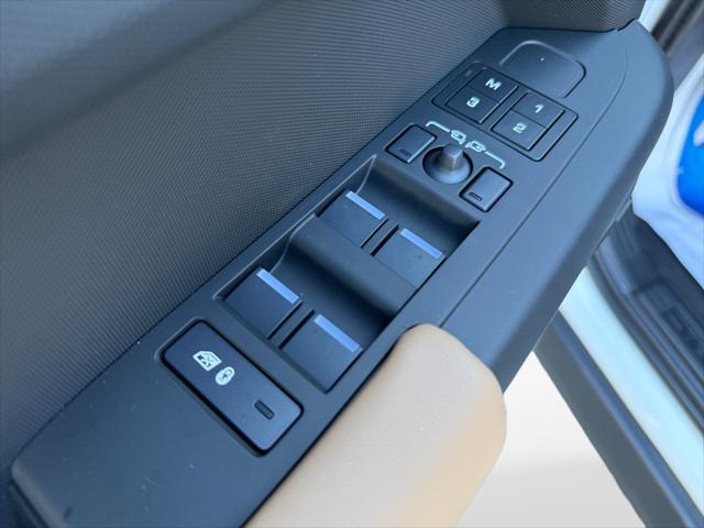 2026 Land Rover Defender Unknown