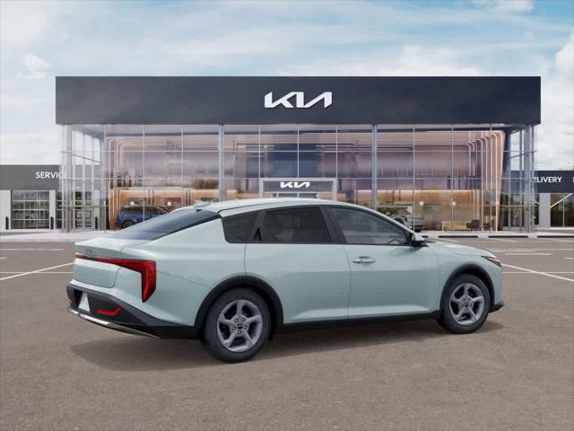 2025 Kia K4 LXS