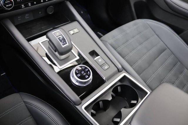 2025 Mitsubishi Outlander PHEV SE AWD 4dr SUV