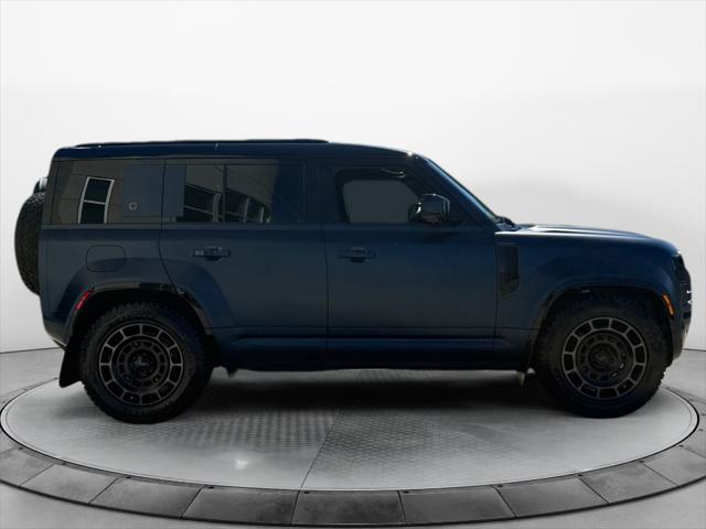2026 Land Rover Defender Unknown