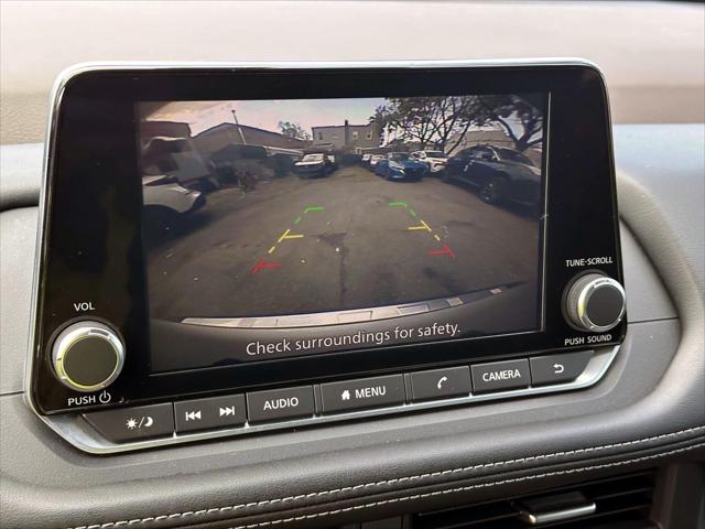 2023 Nissan Rogue SV Intelligent AWD [22]