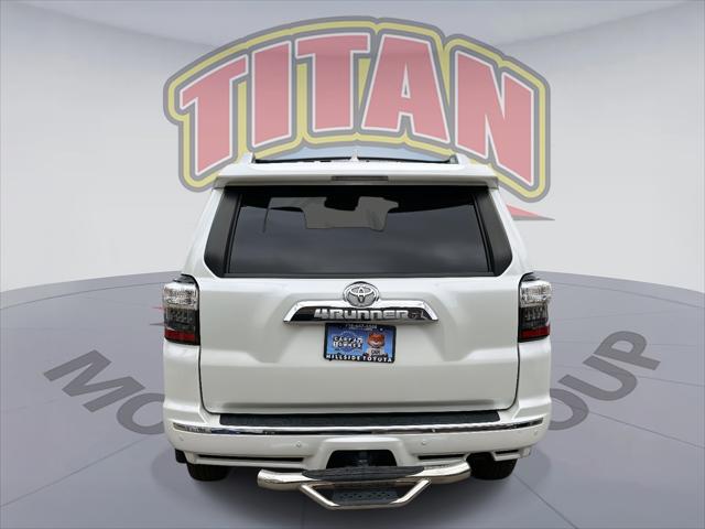 2022 Toyota 4Runner Limited [3]