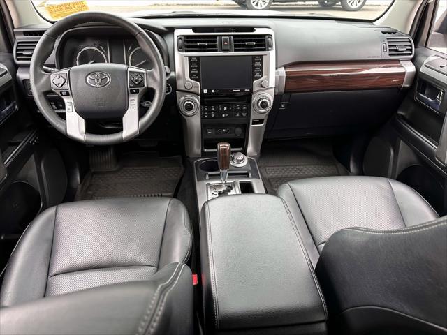 2022 Toyota 4Runner Limited [17]