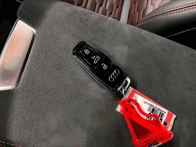 2026 Audi RS 7 performance quattro tiptronic