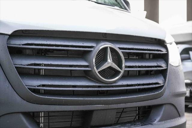 2026 Mercedes-Benz Sprinter Cargo Van High Roof 4-Cyl Diesel