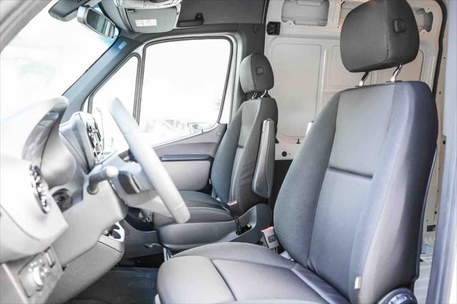 2026 Mercedes-Benz Sprinter Cargo Van High Roof 4-Cyl Diesel
