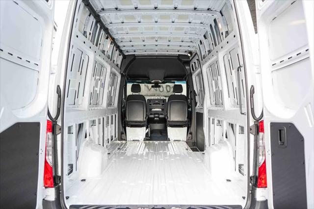2026 Mercedes-Benz Sprinter Cargo Van High Roof 4-Cyl Diesel