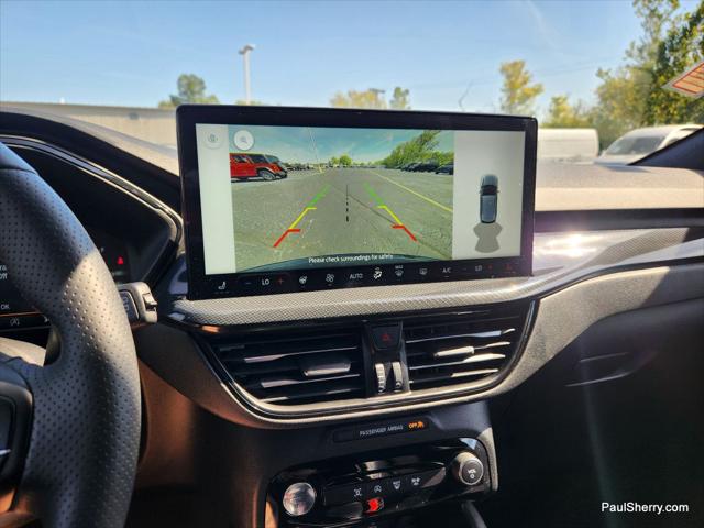 2024 Ford Escape ST-Line 2024 Ford Escape ST-Line