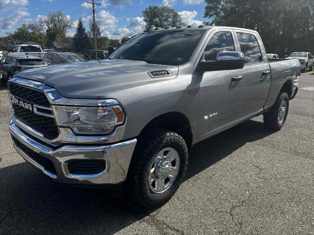 2022 RAM 2500 Tradesman Crew Cab 4x4 64 Box 2022 RAM 2500 Tradesman Crew Cab 4x4 64 Box