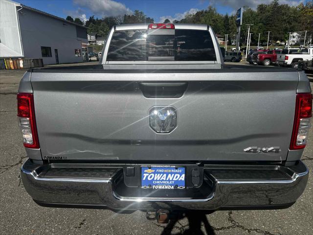 2022 RAM 2500 Tradesman Crew Cab 4x4 64 Box 2022 RAM 2500 Tradesman Crew Cab 4x4 64 Box